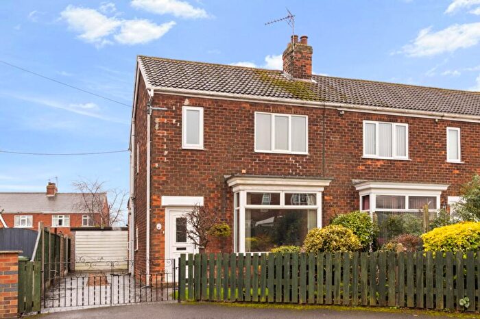 3 Bedroom Semi-Detached House For Sale In Humber Crescent, Ashby, Scunthorpe, DN17