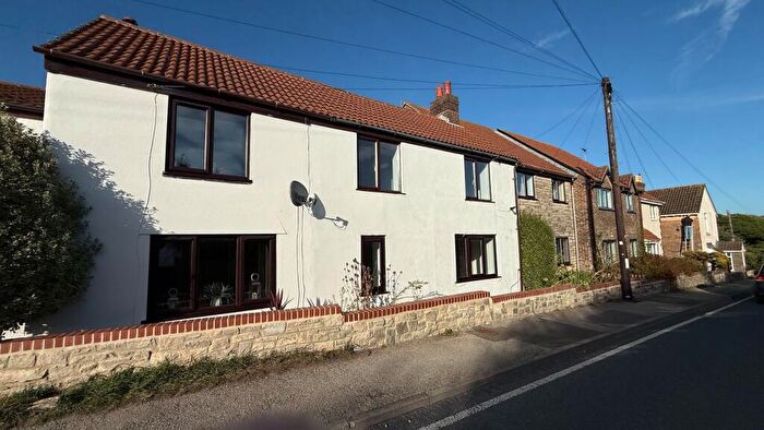 3 Bedroom Terraced House To Rent In Main Road, DT3