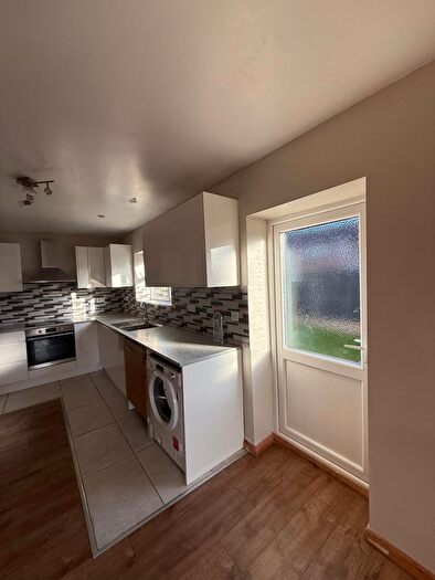 2 Bedroom Terraced House To Rent In Northdrift Way, Luton, LU1