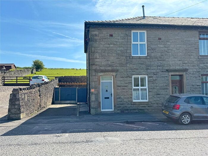 2 Bedroom End Of Terrace House For Sale In Burnley Road, Loveclough, Rossendale, BB4
