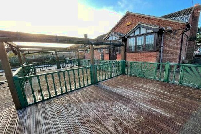 3 Bedroom Bungalow To Rent In Loughborough Road, Nottingham, NG2