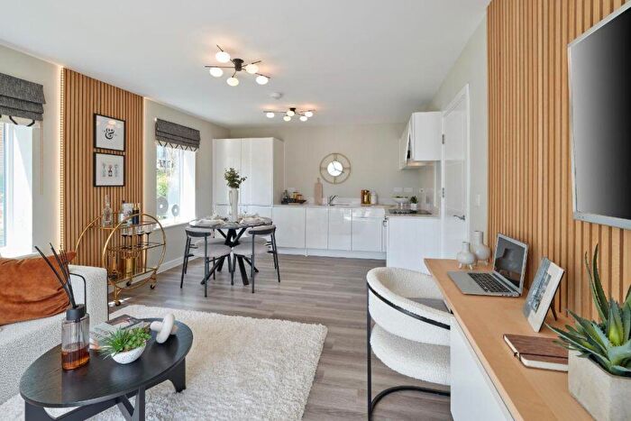 2 Bedroom Apartment For Sale In Stoke Gifford, Bristol, BS34