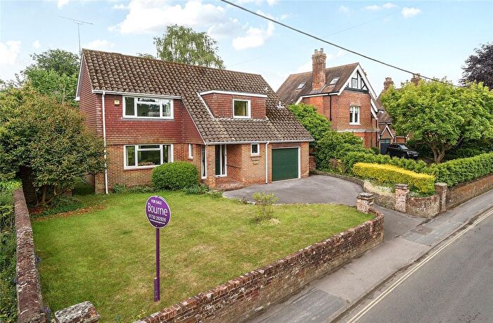 4 Bedroom Detached House For Sale In Heath Road, Petersfield, Hampshire, GU31