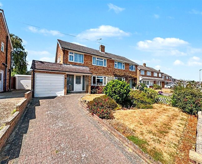 3 Bedroom Semi-Detached House For Sale In Birch Grove, Hempstead, Gillingham, Kent, ME7