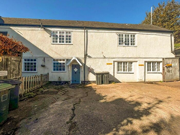 2 Bedroom Barn Conversion For Sale In Nottingham Road, Nuthall, Nottingham, NG16