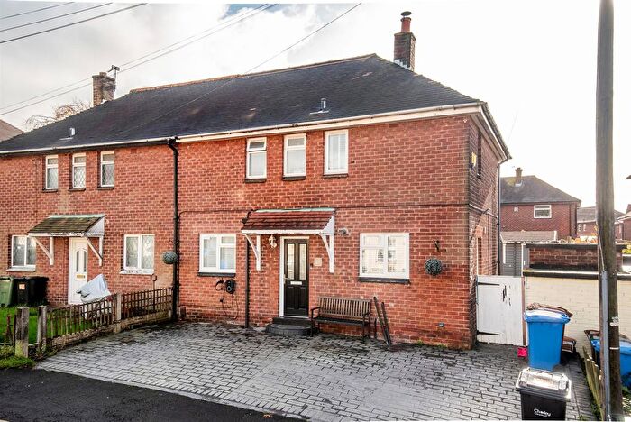 3 Bedroom Semi Detached House For Sale In Thirlmere Road, Chorley, PR7