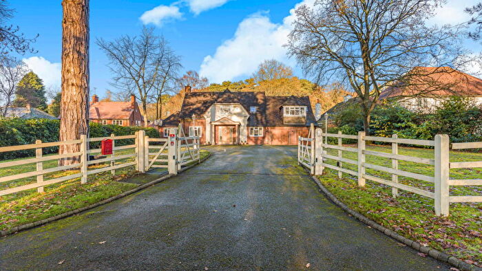 5 Bedroom Detached House For Sale In Penn Lane, Solihull, B94