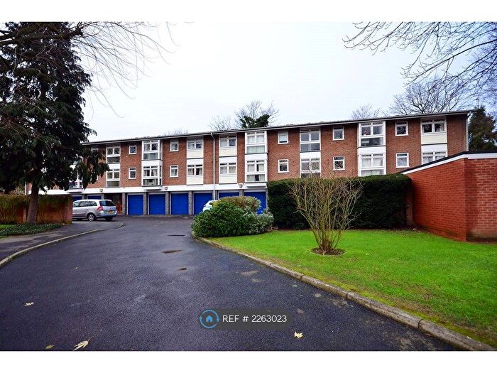2 Bedroom Flat To Rent In Harriers Close, Ealing, W5