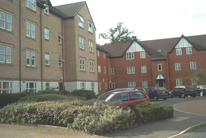 2 Bedroom Flat To Rent In Rembrandt Way, Reading, RG1