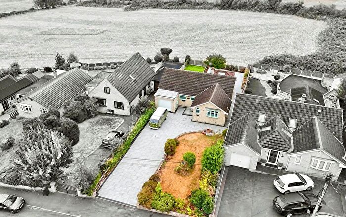 3 Bedroom Bungalow For Sale In Ashley Lane, Sheffield, South Yorkshire, S21