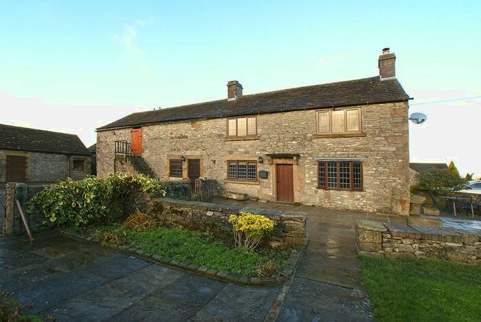 4 Bedroom Farmhouse To Rent In Alport, Bakewell DE45
