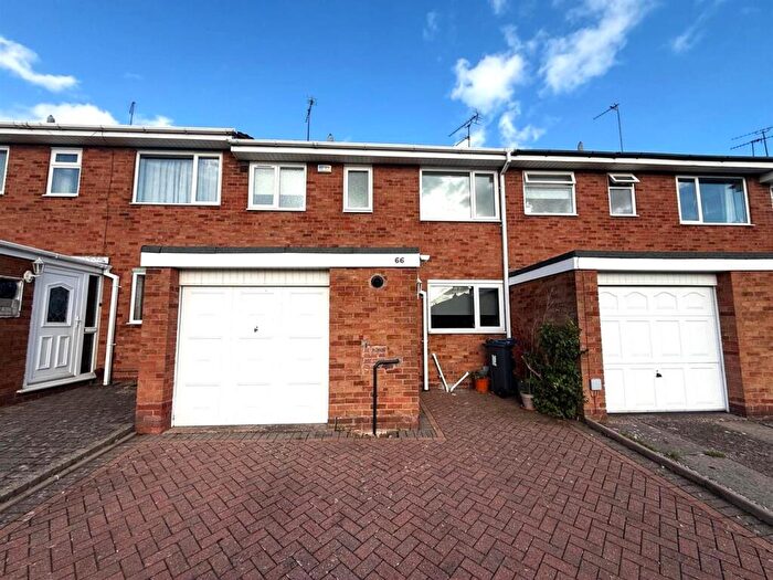 3 Bedroom Terraced House To Rent In Chichester Drive, Quinton, Birmingham, B32
