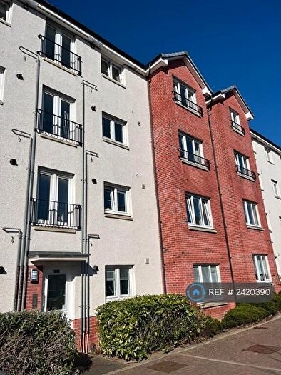 2 Bedroom Flat To Rent In Torwood Crescent, Edinburgh, EH12