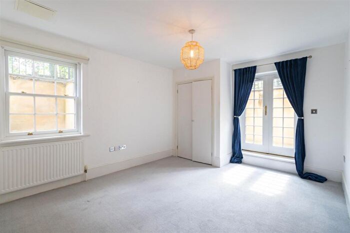 2 Bedroom Apartment To Rent In The Park, Cheltenham, GL50