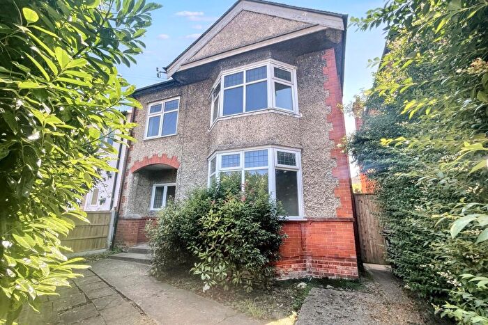 4 Bedroom Detached House For Sale In Bournemouth, BH9