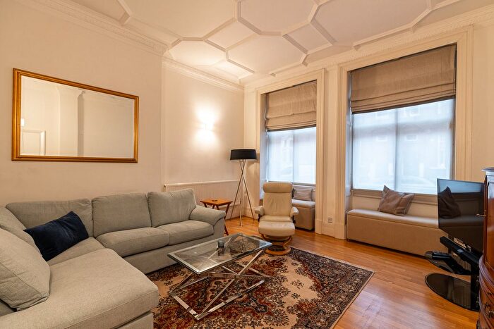 1 Bedroom Flat To Rent In Culford Gardens, Chelsea, SW3