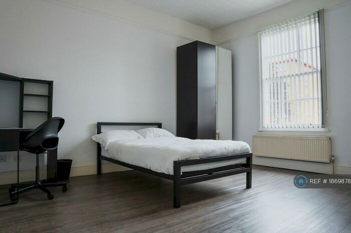 9 Bedroom Detached House To Rent In Brunswick Street, Leamington Spa, CV31