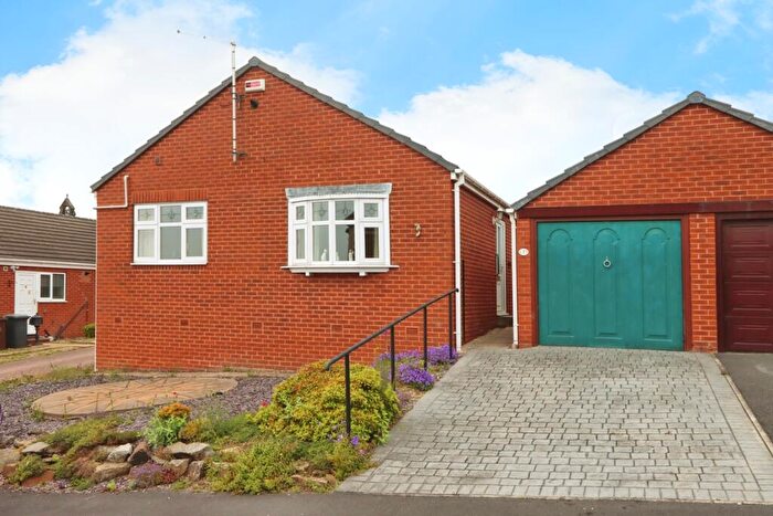 3 Bedroom Bungalow For Sale In Fairmount Gardens, Sheffield, South Yorkshire, S12