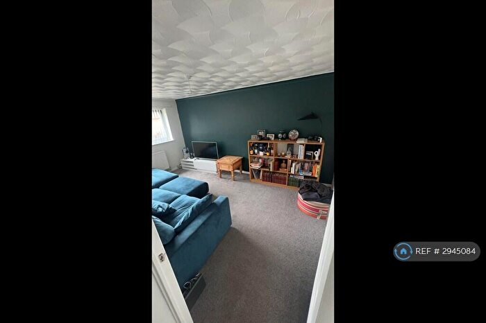 2 Bedroom Flat To Rent In Windmill Court, Norwich, NR3