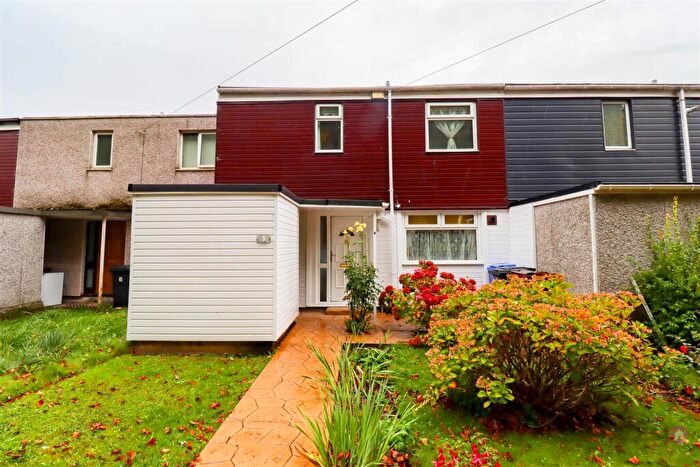 2 Bedroom Terraced House For Sale In Croft Road, Sheffield, S12