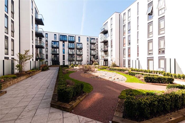 1 Bedroom Apartment To Rent In Central Street, London, EC1V