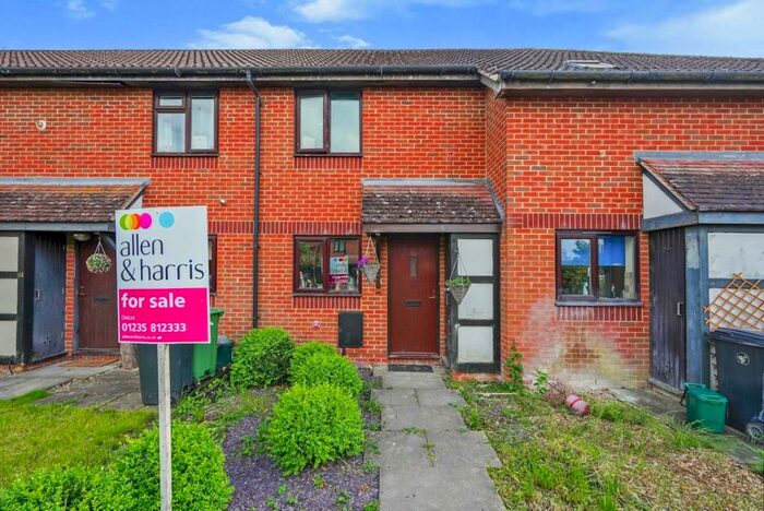 2 Bedroom Terraced House For Sale In Campion Hall Drive, Didcot, OX11