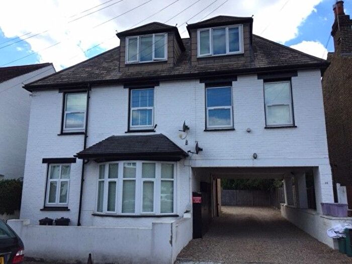 Studio To Rent In Chestnut Road, London, SW20