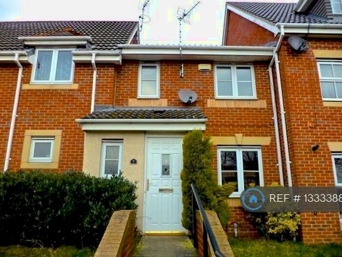 3 Bedroom Terraced House To Rent In Worthy Row, Nottingham, NG5