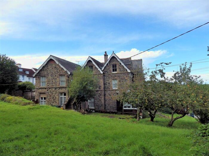 2 Bedroom Flat To Rent In Station Road, Okehampton, EX20