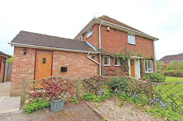 3 Bedroom Semi-Detached House To Rent In Brookley Road, Brockenhurst, SO42