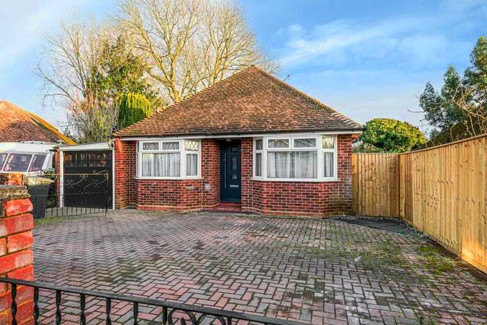 2 Bedroom Detached Bungalow To Rent In Marlow, Buckinghamshire, SL7