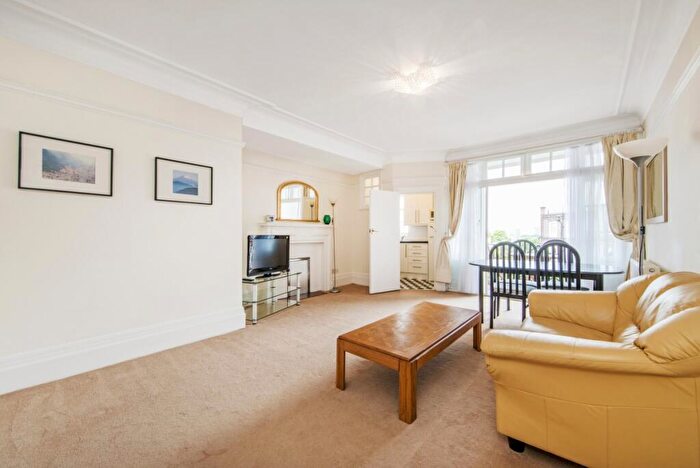 1 Bedroom Flat To Rent In Grove Court St John's Wood, NW8
