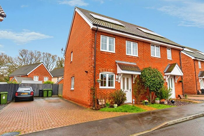 2 Bedroom Semi Detached House For Sale In Mill Gardens, West End, Southampton, Hampshire, SO18