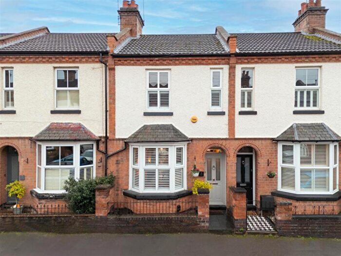 2 Bedroom Terraced House For Sale In Albert Street, Leamington Spa, CV32