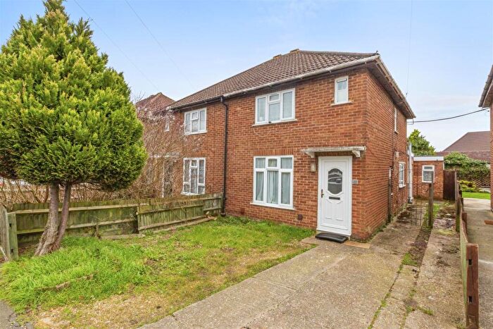 4 Bedroom Semi-Detached House For Sale In Rowliff Road, High Wycombe, HP12