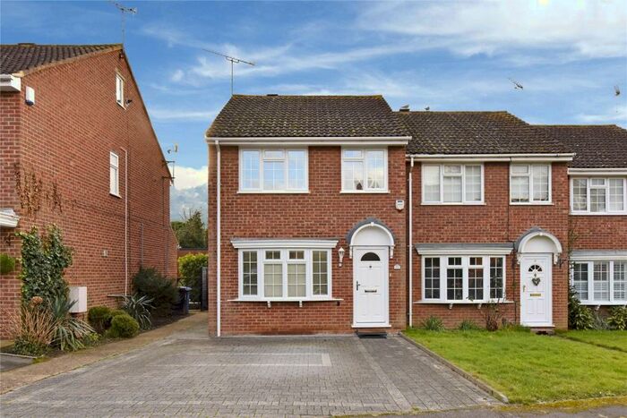3 Bedroom End Of Terrace House To Rent In Balmoral Gardens, Windsor, Berkshire, SL4