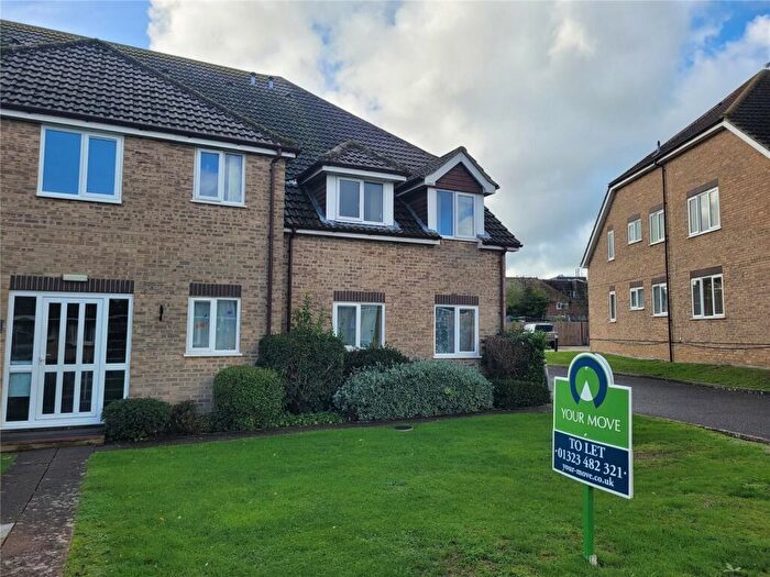 2 Bedroom Flat To Rent In Honeycrag Close, Polegate, East Sussex, BN26