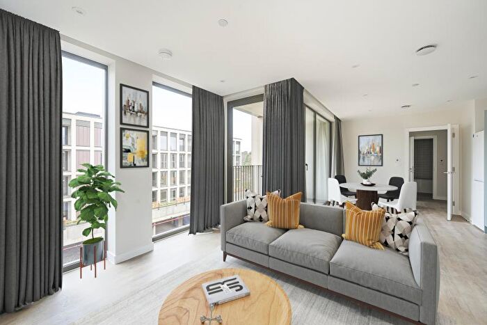 1 Bedroom Flat To Rent In Woking, Surrey, GU21