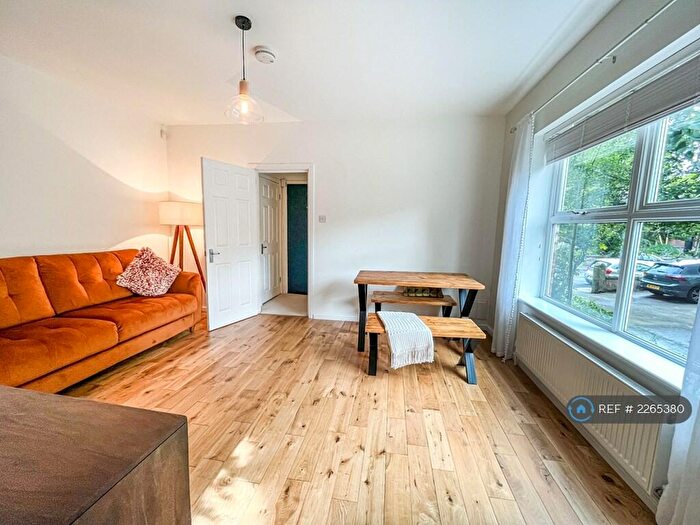 1 Bedroom Flat To Rent In Wolseley Place, Manchester, M20