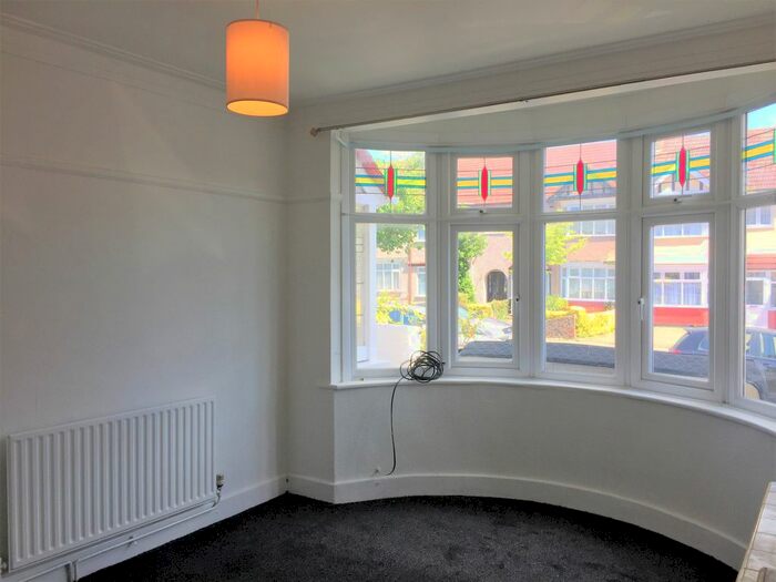 3 Bedroom Terraced House To Rent In Applegarth Drive, Ilford, IG2