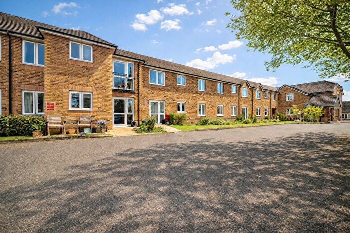 1 Bedroom Property For Sale In Cherwell Court, Banbury Road, Kidlington, OX5