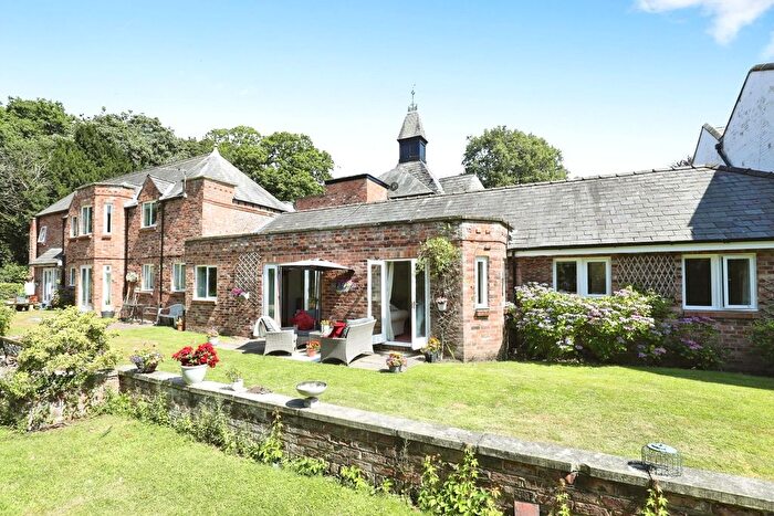 2 Bedroom Flat For Sale In Hall Lane, Mobberley, Knutsford, Cheshire, WA16