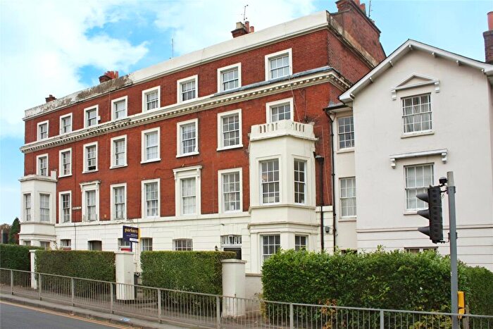 1 Bedroom Apartment To Rent In Castle Hill, Reading, Berkshire, RG1