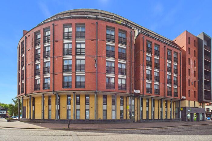 2 Bedroom Flat For Sale In Howard Street, Glasgow, G1