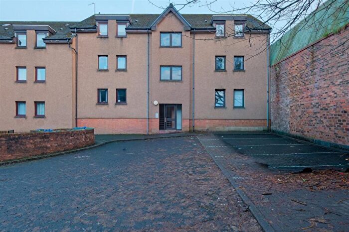 2 Bedroom Apartment For Sale In Common Green, Hamilton, ML3