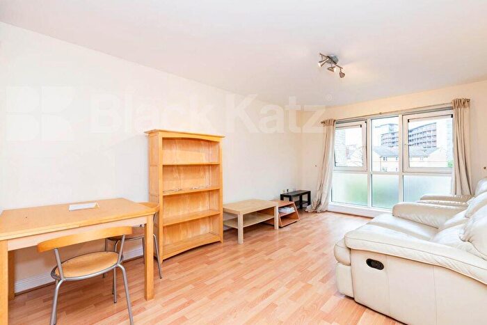 2 Bedroom Flat To Rent In Caledonian Road, Caledonian Road, N7