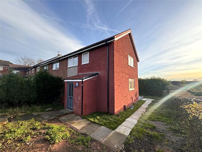 3 Bedroom Semi-Detached House To Rent In Lanark Close, Heywood, Greater Manchester, OL10