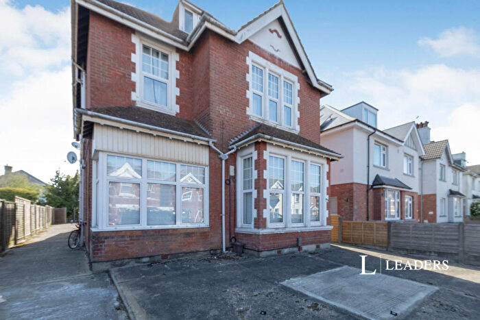 1 Bedroom Flat To Rent In Talbot Road, Bournemouth, Dorset, BH9