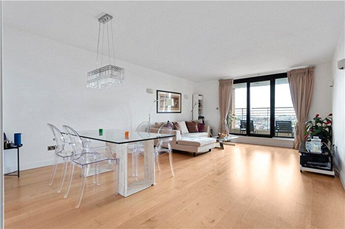 2 Bedroom Flat For Sale In Cromwell Road, London, SW7