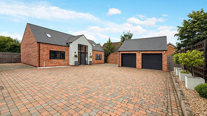 5 Bedroom Detached House For Sale In Ted Baker Way, Saxilby, Lincoln, LN1